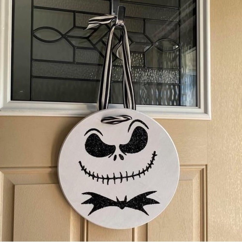 Skellington Door Hanger